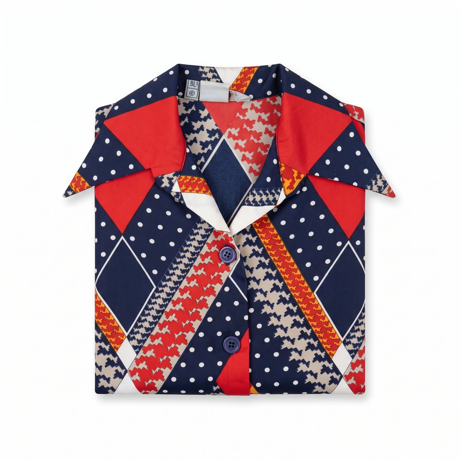 ABSTRACT-GEOMETRIC-PRINT-WOMEN-SHIRT-FOLD