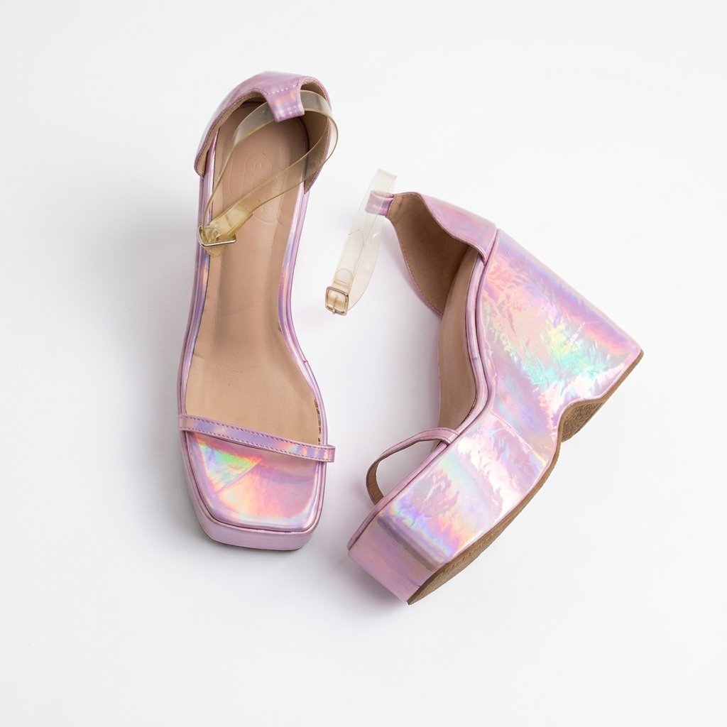PINK_PLATFORM_HEELS_2